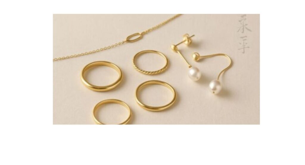 Jadeitový kameň necklace highlighting natural translucency and polished surface